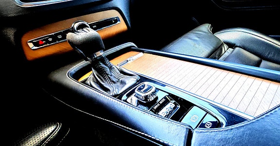 Volvo XC90 26 of 30