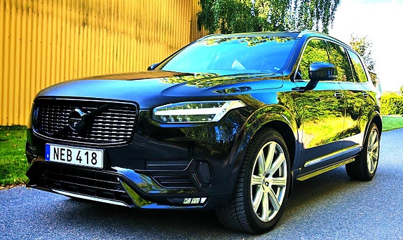 Volvo XC90 8 of 30