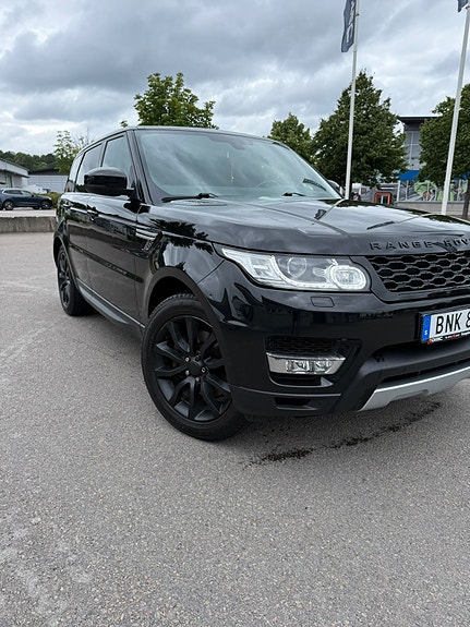 Land Rover Range Rover Sport 2 of 7