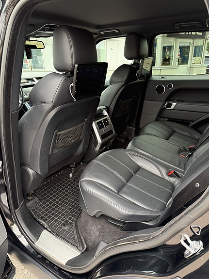 Land Rover Range Rover Sport 7 of 7