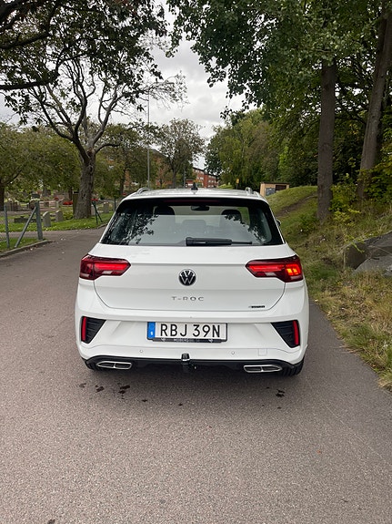 Volkswagen T-Roc 2 of 12