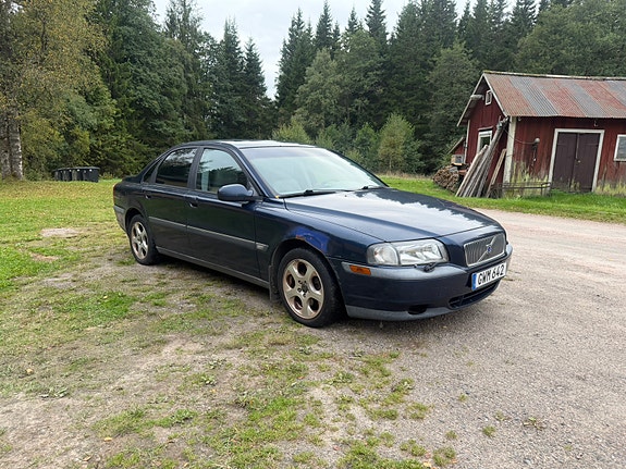 Volvo S80 2 of 4
