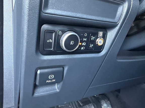 Ford F-150 14 of 17