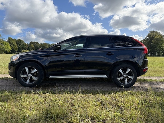 Volvo XC60 4 of 12