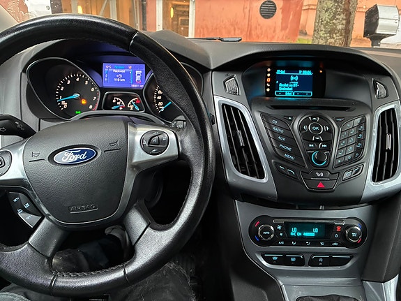 Ford Focus 8 of 11