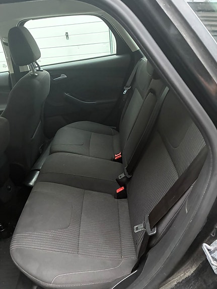 Ford Focus 7 of 11
