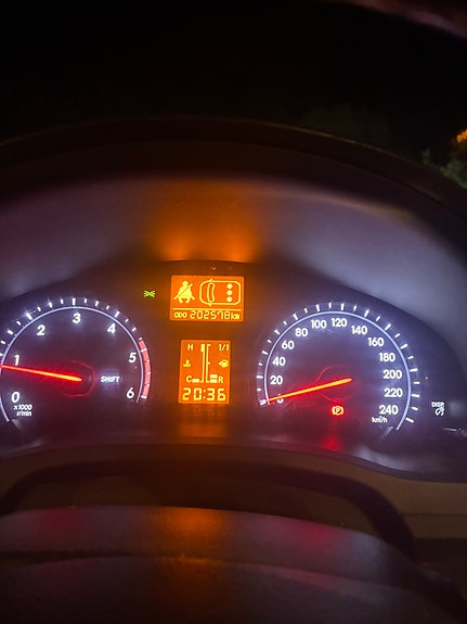 Toyota Avensis 5 of 6