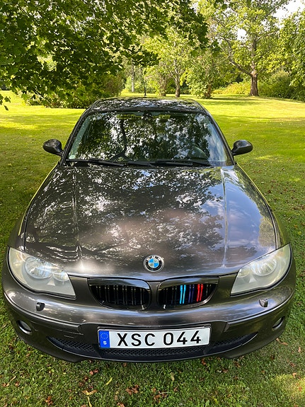 BMW 120d 3 of 12