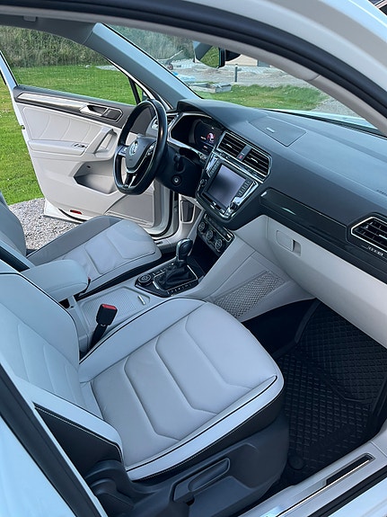 Volkswagen Tiguan 5 of 6
