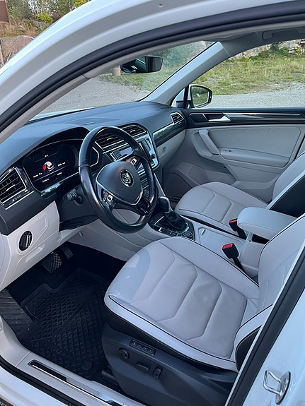 Volkswagen Tiguan 6 of 6