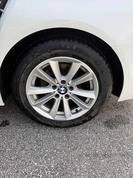 BMW 520d 16 of 18