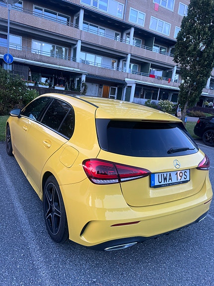 Mercedes-Benz A200 3 of 9