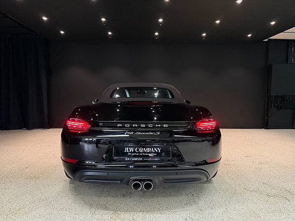 Porsche 718 Boxster S 10 of 18