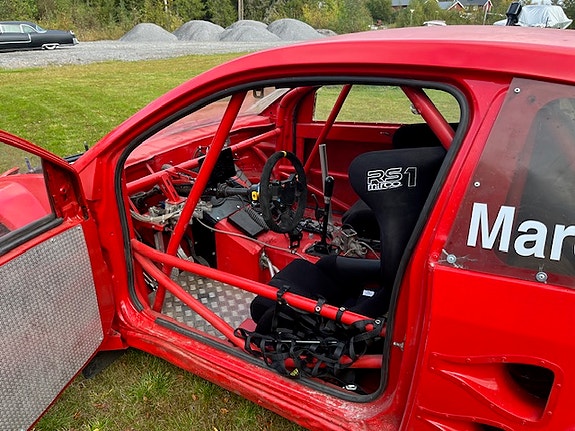 Ford Fiesta 3 of 4