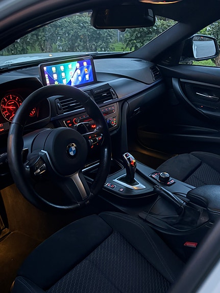BMW 320d 10 of 15
