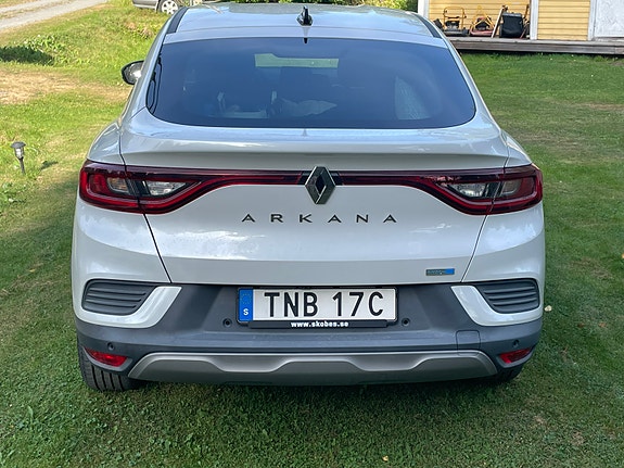 Renault Arkana 2 of 4