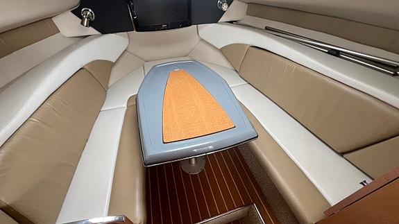 Larson 777 2011 Mercruiser 5.0 MPI 2011 11 of 27