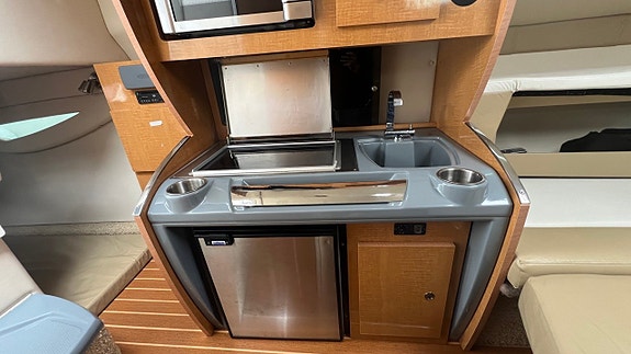 Larson 777 2011 Mercruiser 5.0 MPI 2011 6 of 27