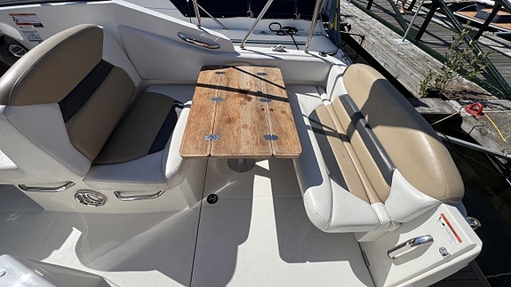 Larson 777 2011 Mercruiser 5.0 MPI 2011 22 of 27