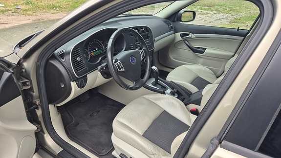 Saab 9-3 3 of 5
