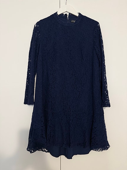 Product image 1 of 10