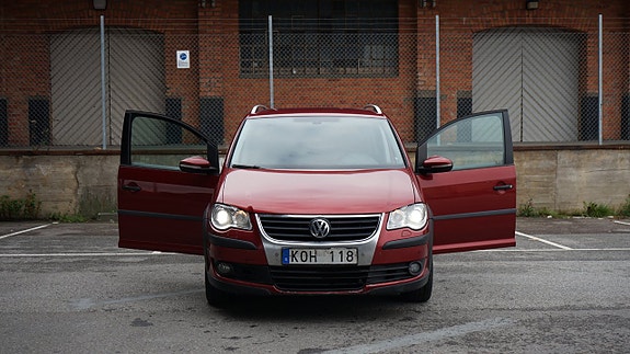 Volkswagen CrossTouran 4 of 14