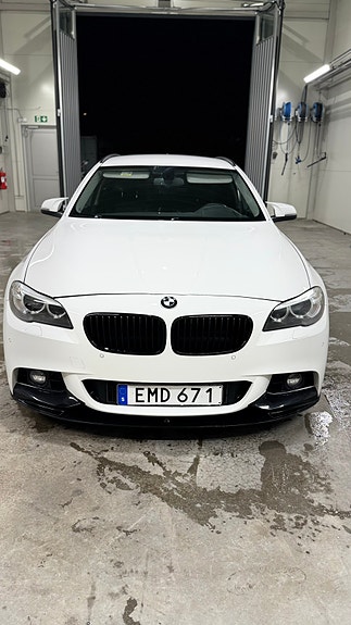 BMW 520d 4 of 10