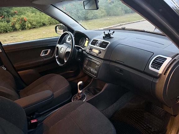 Skoda Fabia 6 of 8