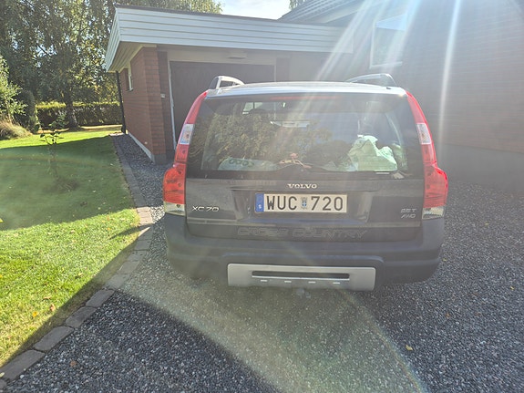 Volvo XC70 4 of 12