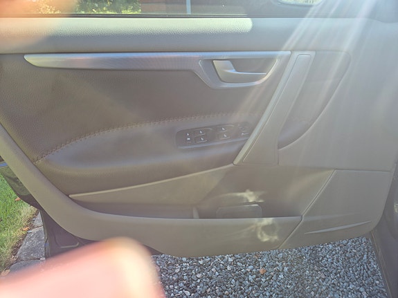 Volvo XC70 8 of 12