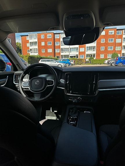 Volvo V90 6 of 12
