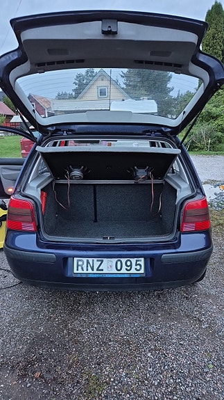 Volkswagen Golf IV 5 of 10