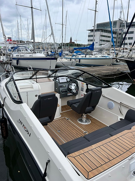 Uttern D 57.      2019 8 of 8