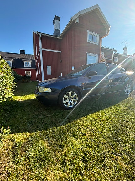 Audi A4 5 of 6