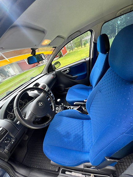 Opel Corsa 11 of 19