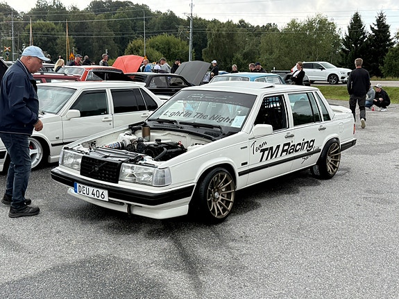 Volvo 760 6 of 11