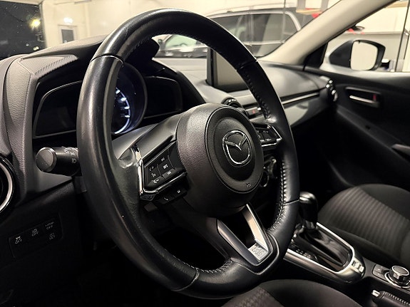 Mazda 2 13 of 20