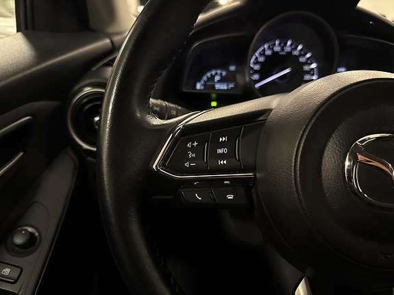 Mazda 2 14 of 20