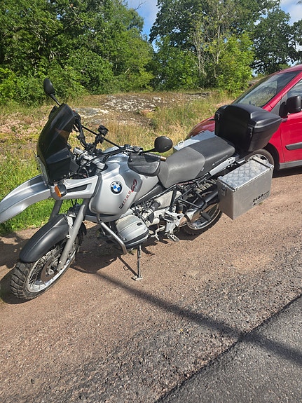 BMW R 1100 GS 3 of 4