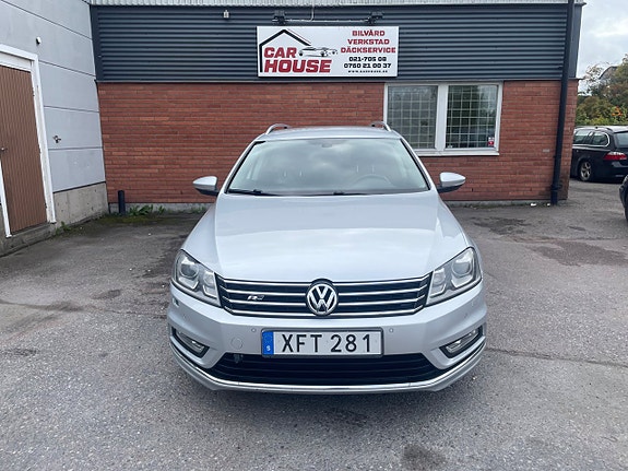 Volkswagen Passat 2 of 18