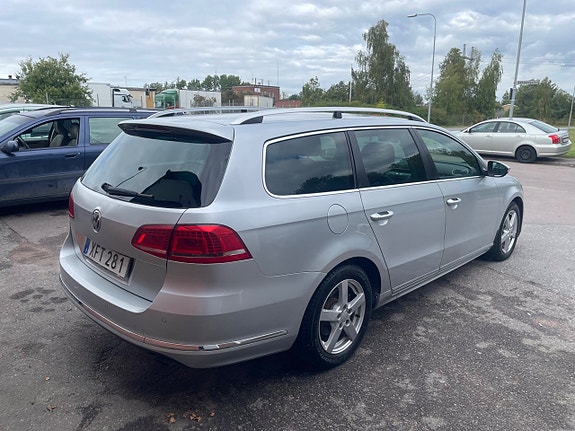 Volkswagen Passat 6 of 18