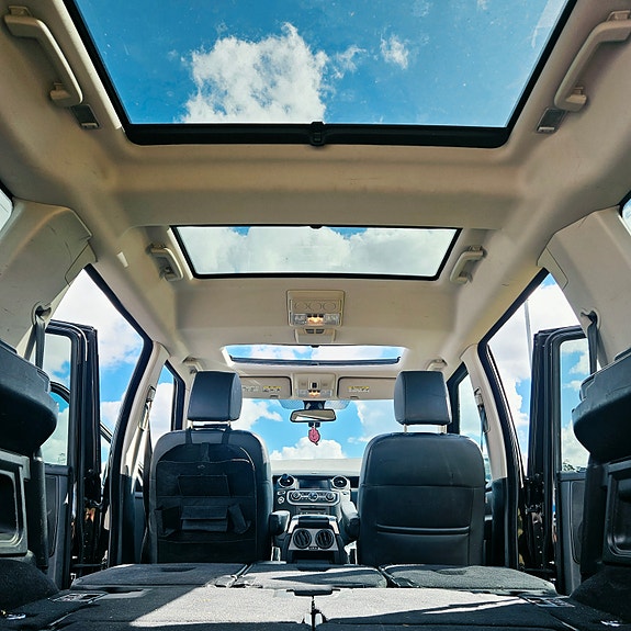 Land Rover Discovery 4 9 of 10