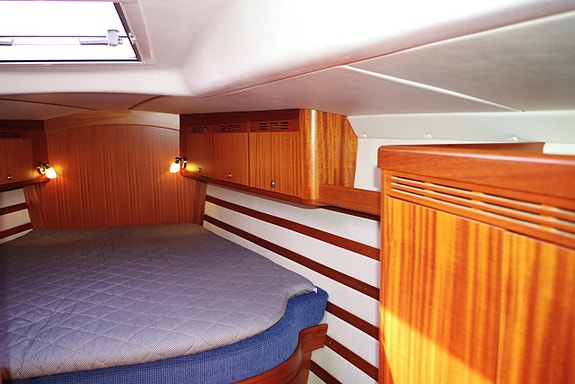 Arcona 430 11 of 24