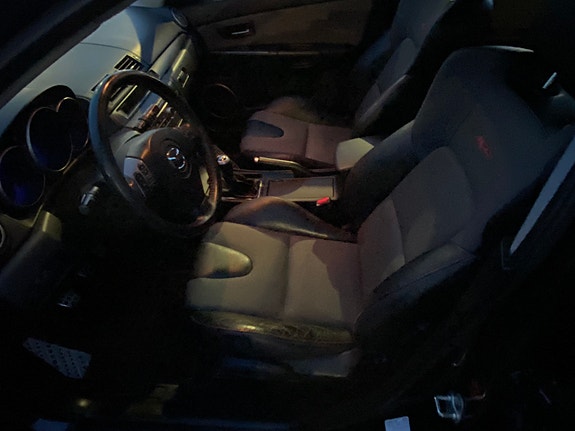 Mazda 3 6 of 7