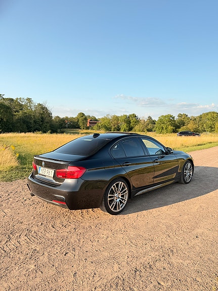 BMW 318d 5 of 13