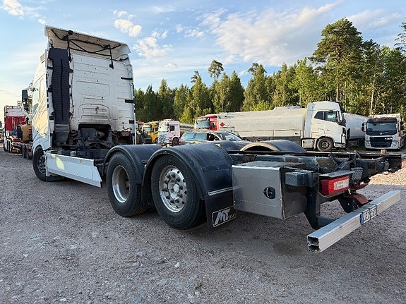 Volvo FH-500 6x2 Chassi 3 of 24