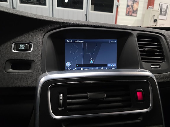 Volvo V60 26 of 30