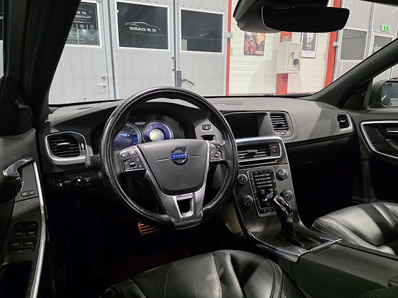 Volvo V60 16 of 30