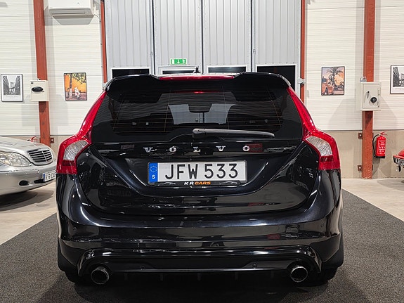 Volvo V60 6 of 30