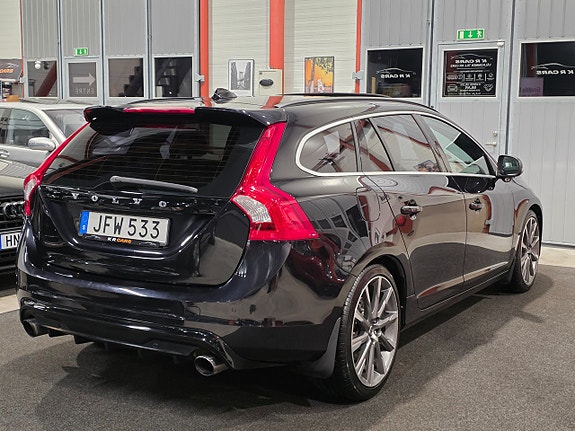 Volvo V60 5 of 30